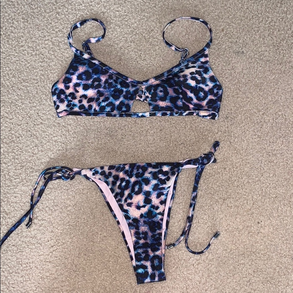 NWT Victoria's Secret  bikini